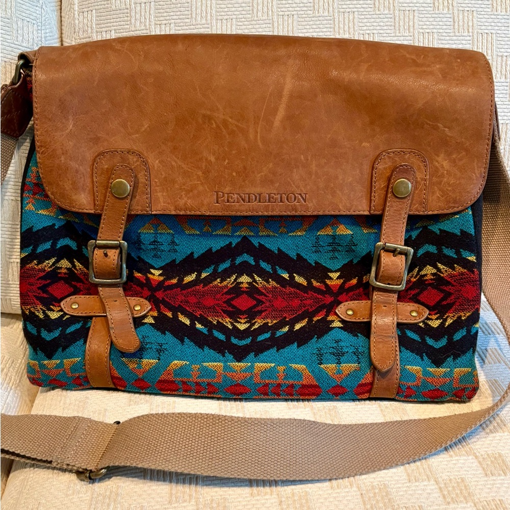 Pendleton Brown Laptop Bag with Southwestern Pattern